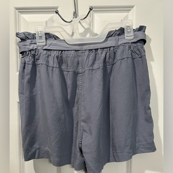 NWOT Thread & Supply Preppy Paperbag Shorts 3" Inseam Tie Waist Blue Pockets Lg - Picture 2 of 6